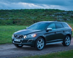 XC60 D4 DRIVe FWD R-Design