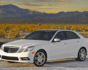 E550 4MATIC Sedan