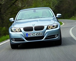 330i xDrive Navigation LCI