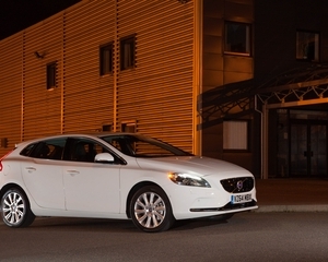 V40 D2 Momentum