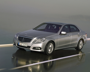 E350 Saloon CGI BlueEfficiency Avantgarde