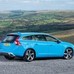 Volvo V60 D2 R-Design Momentum vs Volkswagen Golf VII Variant 1.6 TDI Highline