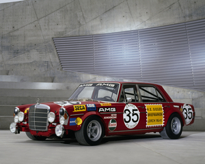 Mercedes-Benz 300 SEL 6.8 AMG