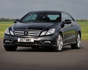 E250 Coupe CGI BlueEfficiency SE