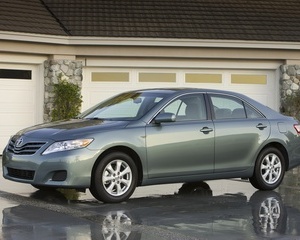 Camry LE