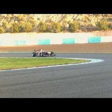 F1 - The Red Bull RB7 in slow motion - Jerez tests