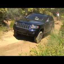 2011 Jeep Grand Cherokee Limited, Off-Road.